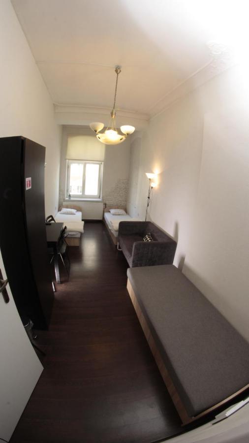 Pit Stop Hostel Poznan